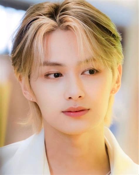 Wen Junhui .